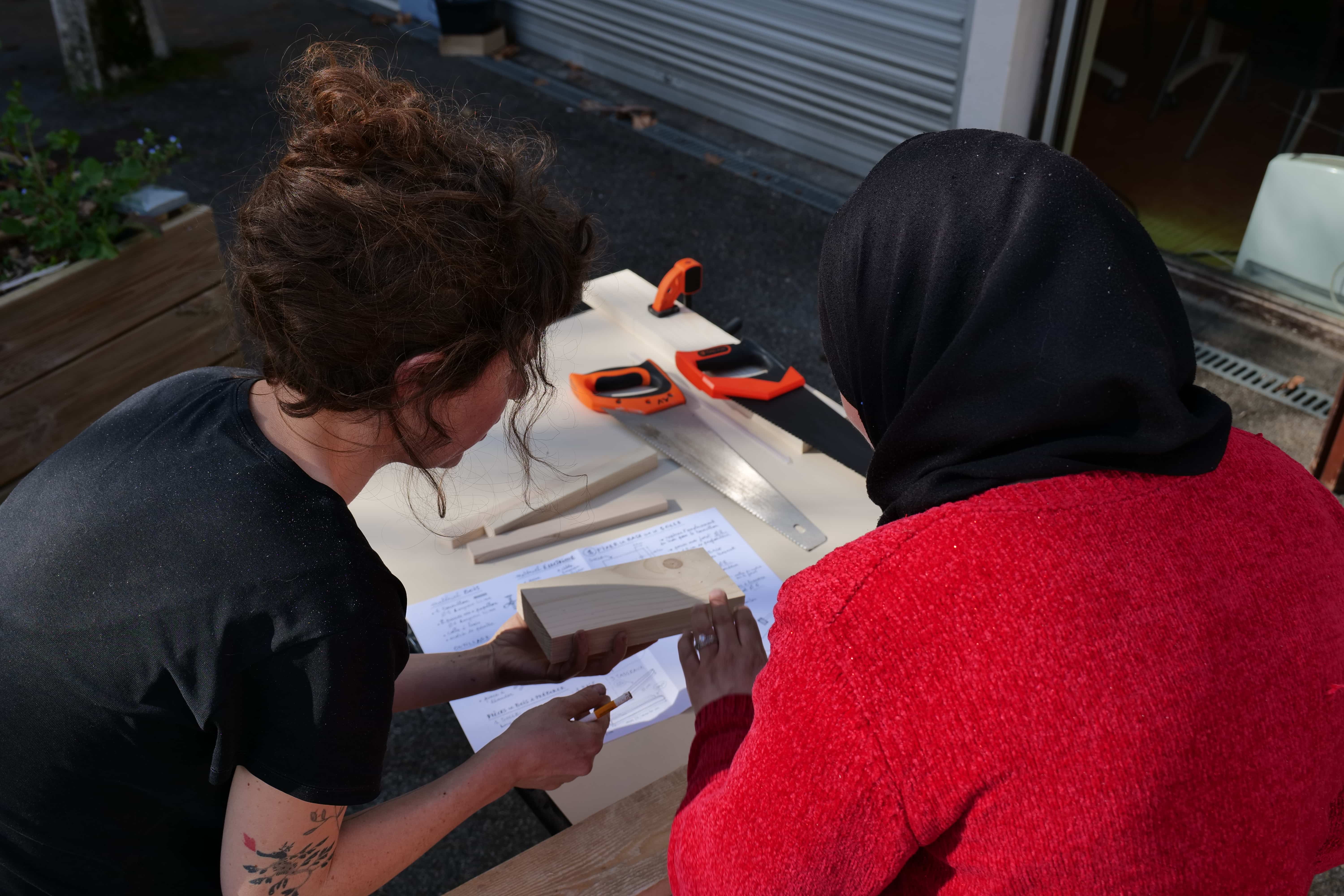 Un atelier bricolage entre femmes était proposé à la MDH Essarts-Surieux.