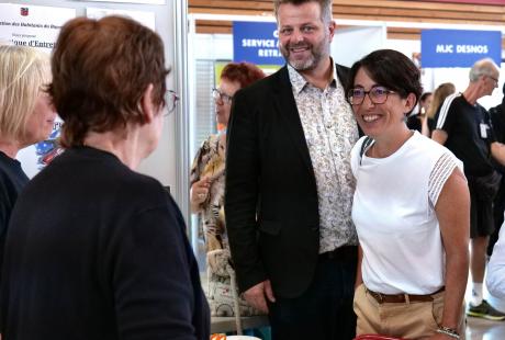 Amandine Demore et Pierre Labriet, ainsi que divers élus, ont rencontré le monde associatif.