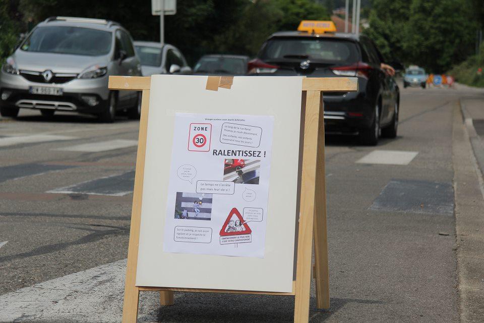 Securite Routiere Action De Sensibilisation A L Ecole Jean Jaures Echirolles