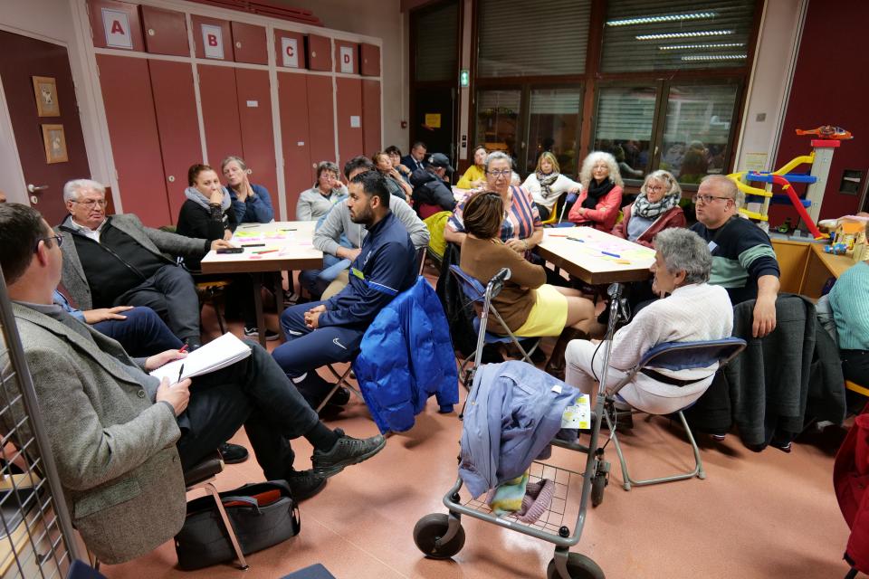 Les habitants ont participé à trois ateliers et rencontré les élus de la ville.